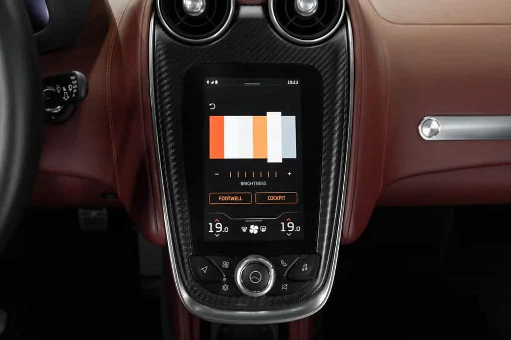 McLaren GT Premium*Carbon*B&W*Pano*Camera*Black pack* 02/2024-photo-20
