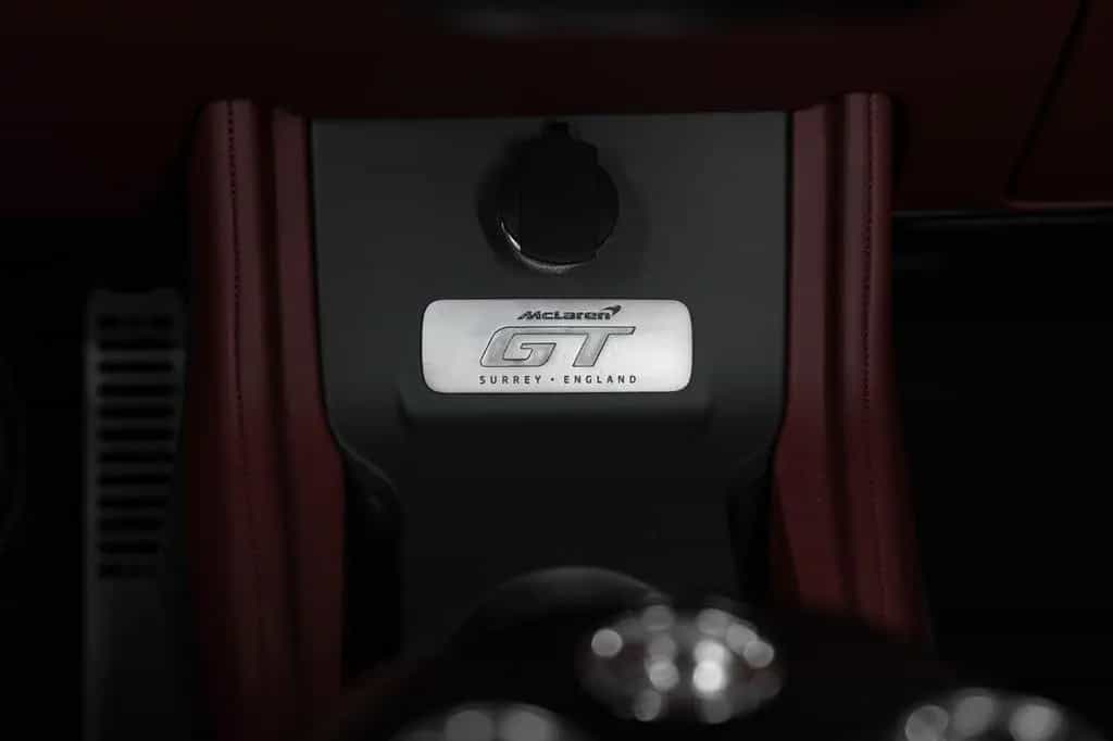 McLaren GT Premium*Carbon*B&W*Pano*Camera*Black pack* 02/2024-photo-21