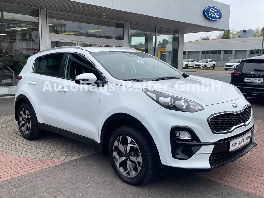Kia Sportage 1.6 Edition 7 /  AHK+Navi+Sitzhzg 01/2020-photo-7