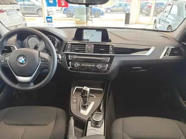 BMW 1 Series 118i Auto.  Navigation Sitzheizung LED-Scheinw. 10/2018-photo-7