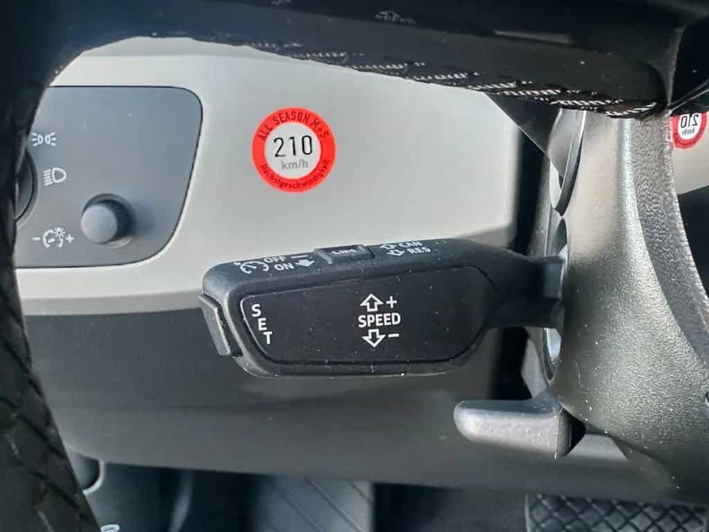 Audi A4 35 TDI LED MEMORY CARPLAY STANDHZ AHK KAMERA 04/2022-photo-25