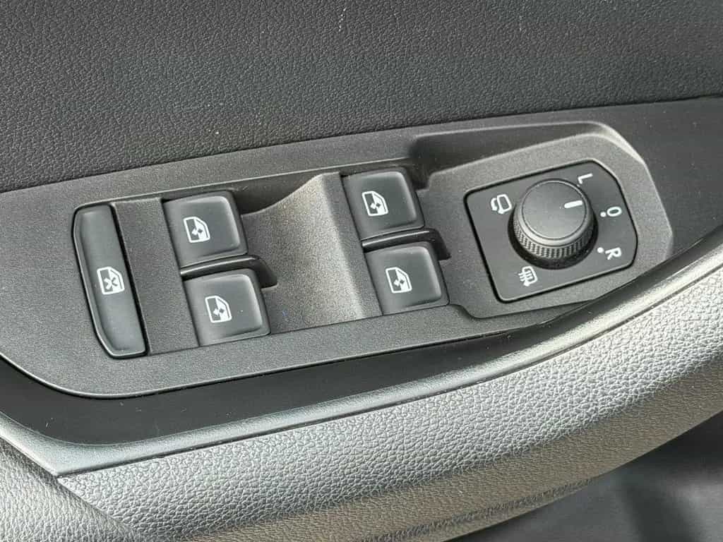 Skoda Karoq 1.5 TSI DSG Sportline (Navi,SH,PDC,ACC) 11/2019-photo-31