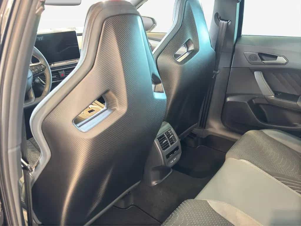Cupra Formentor VZ5 2.5 TSI DSG *360°*MATRIX*NAVI*PANO null-photo-11