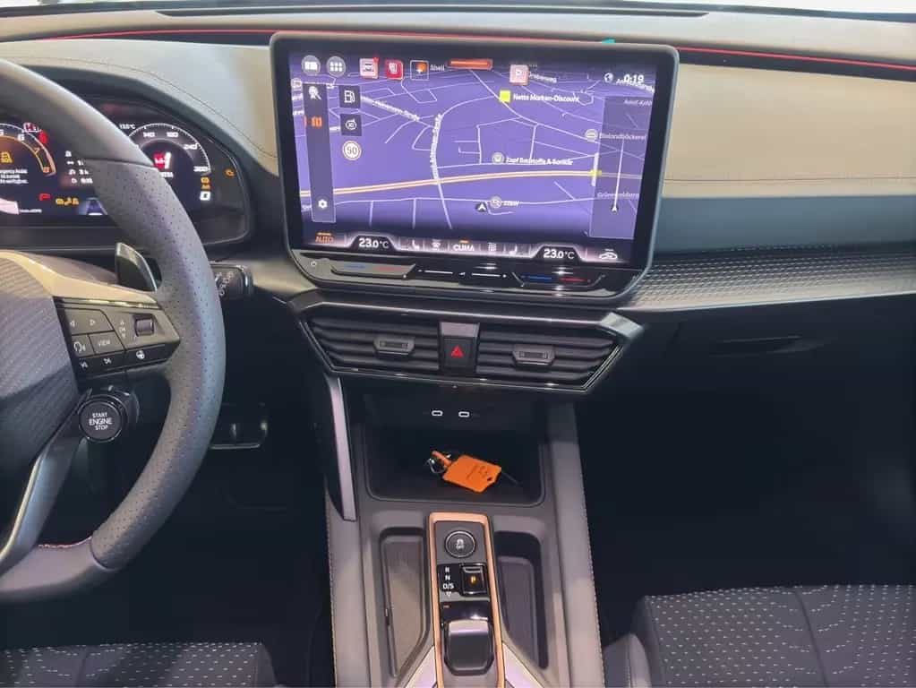 Cupra Formentor VZ5 2.5 TSI DSG *360°*MATRIX*NAVI*PANO null-photo-5