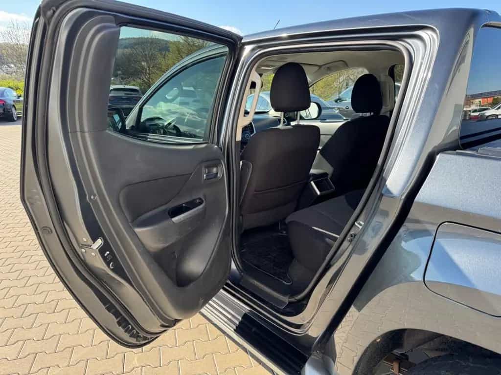 Mitsubishi L200 Plus Doppelkabine 4WD 08/2021-photo-19