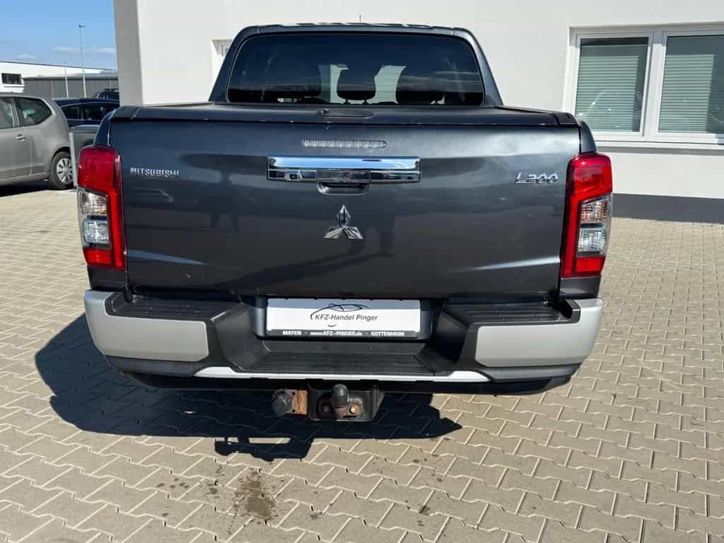 Mitsubishi L200 Plus Doppelkabine 4WD 08/2021-photo-6