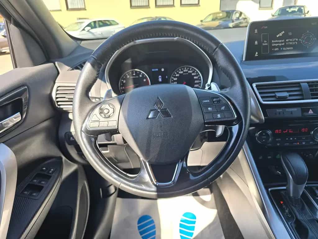 Mitsubishi Eclipse Cross Diamant Edition+ 4WD / TÜV NEU 09/2020-photo-17