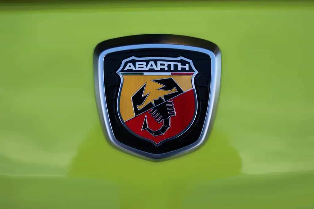 Abarth 595 Pista*Schalter*Record Monza*Service NEU*DE 08/2020-photo-40