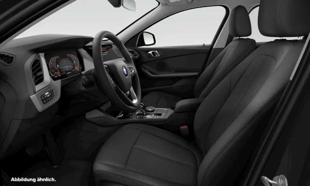BMW 1 Series 118i AHK NAVI LED PDC V+H DAB Tempomat Klima LM 04/2022-photo-3