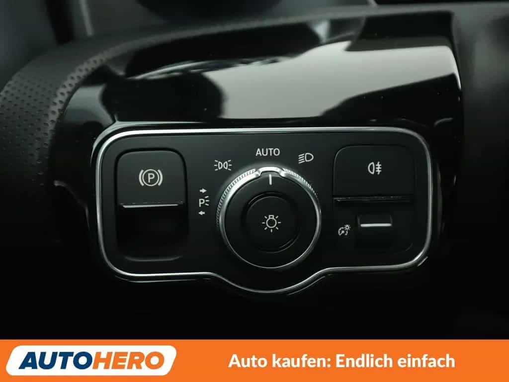 Mercedes-Benz CLA-Class 220 AMG Line Aut.*LED*NAVI*TEMPO*CAM*PDC*SHZ 08/2019-photo-27