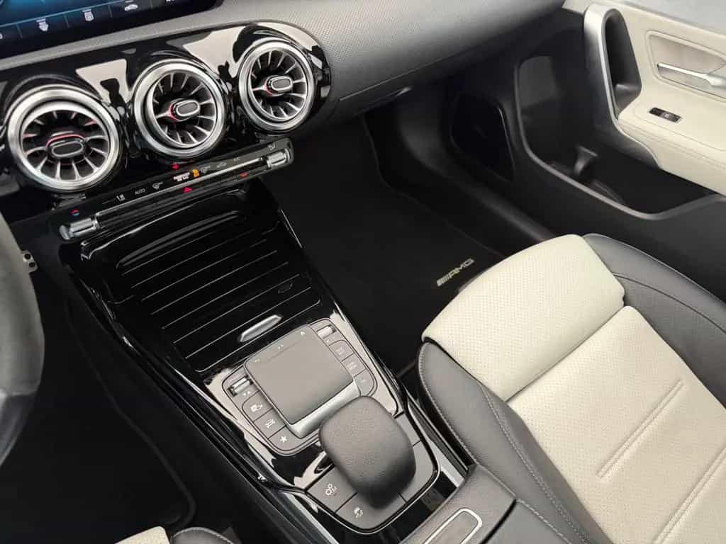 Mercedes-Benz CLA-Class 35 AMG 4Ma.*AERODYNAMIK*BURMESTER-NIGHT-PANO 07/2021-photo-47