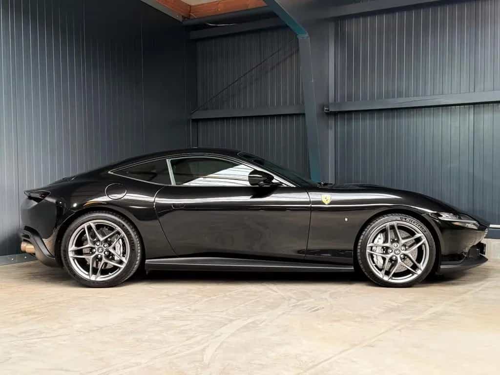 Ferrari Roma +Carbon + ADAS + Beifahrerdisplay 08/2019-photo-0
