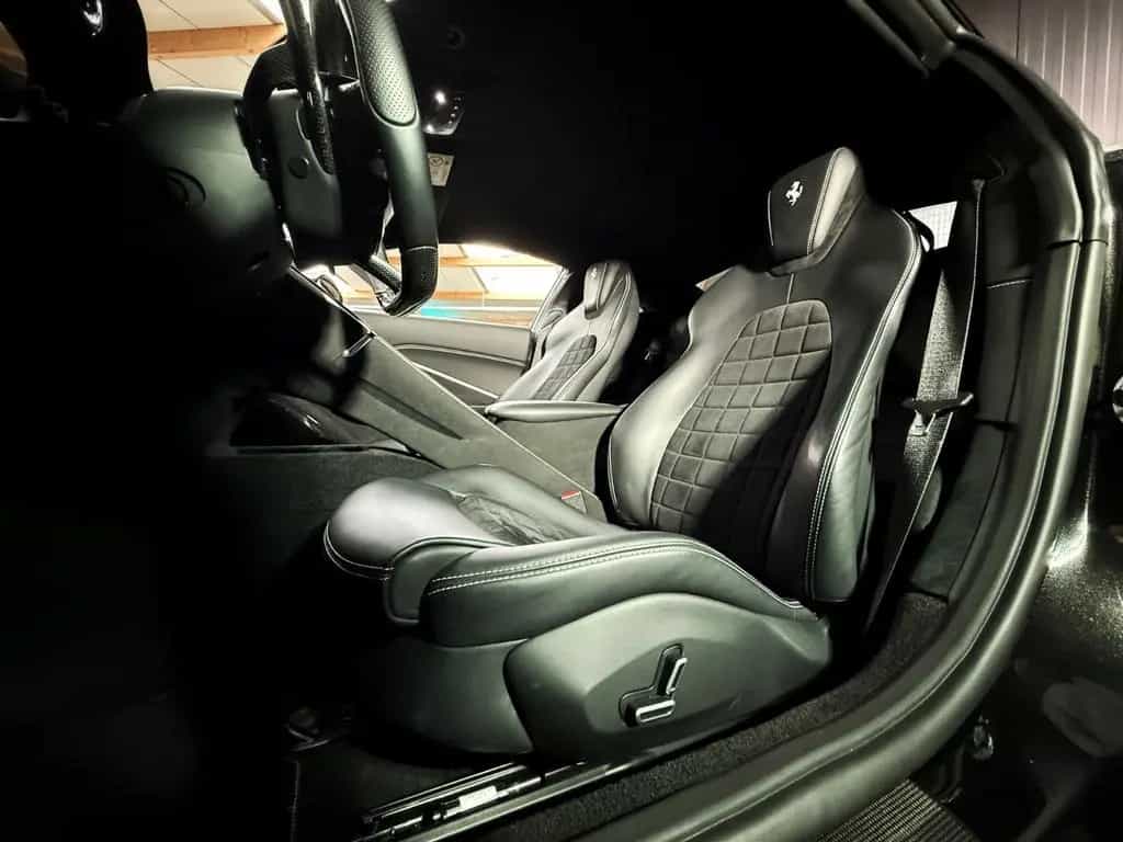 Ferrari Roma +Carbon + ADAS + Beifahrerdisplay 08/2019-photo-20