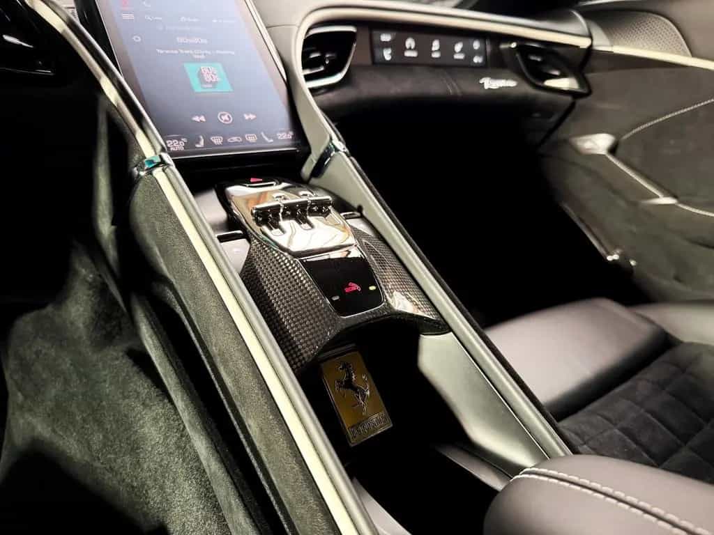 Ferrari Roma +Carbon + ADAS + Beifahrerdisplay 08/2019-photo-23