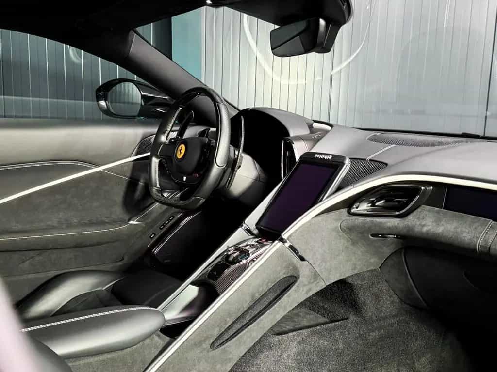 Ferrari Roma +Carbon + ADAS + Beifahrerdisplay 08/2019-photo-26