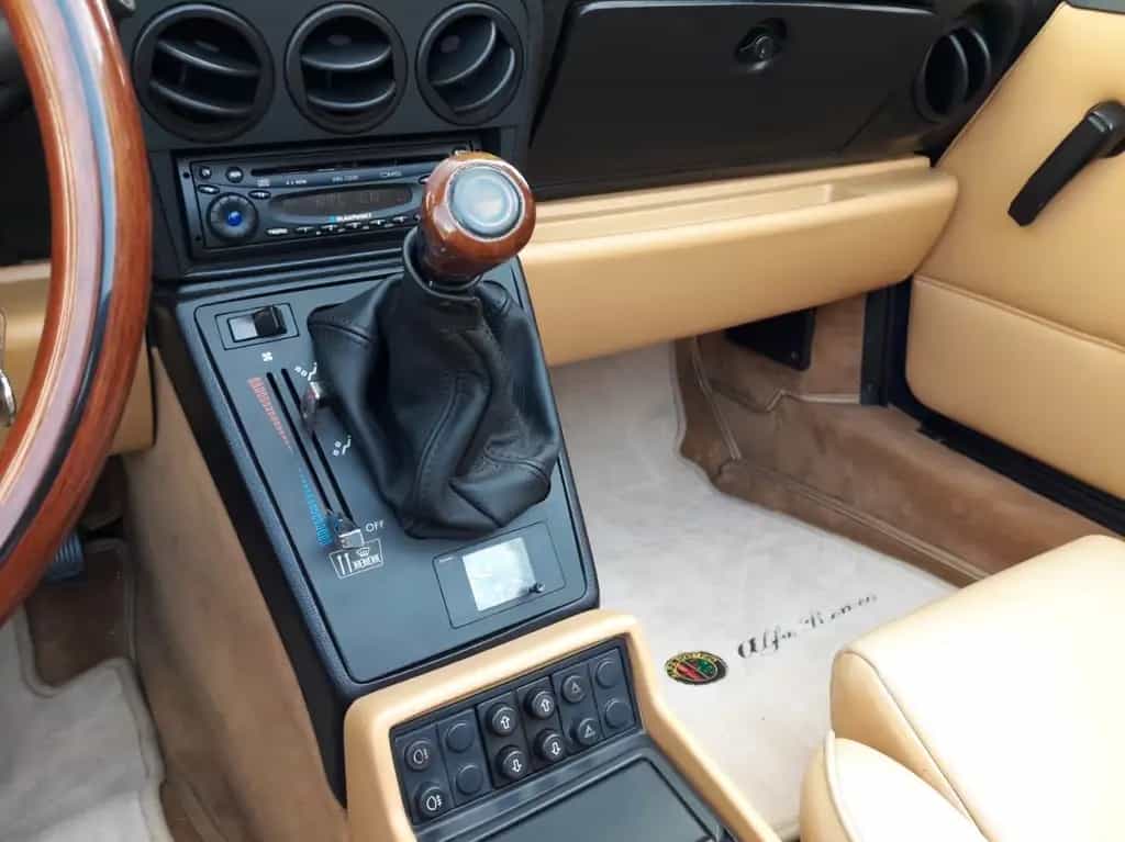 Alfa Romeo Spider 08/1990-photo-7