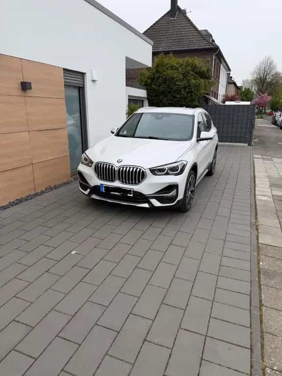 BMW X1 xDrive25d xLine Top Ausstattung 10/2019-photo-4