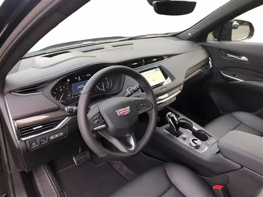 Cadillac XT4 2.0 T Sport AWD AHK*RFK*Schiebedach*HUD*LED 12/2022-photo-11