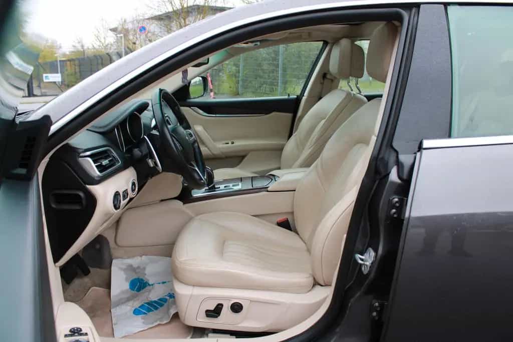 Maserati Ghibli S DE-FZG. Kamera Schiebed. Leder Navi 09/2013-photo-11
