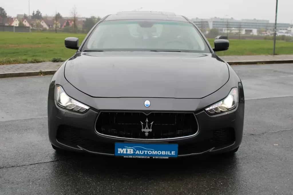 Maserati Ghibli S DE-FZG. Kamera Schiebed. Leder Navi 09/2013-photo-2