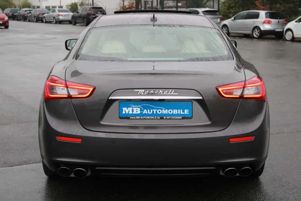 Maserati Ghibli S DE-FZG. Kamera Schiebed. Leder Navi 09/2013-photo-7