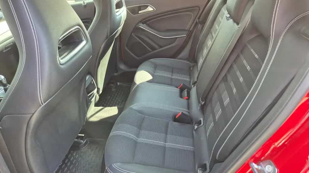 Mercedes-Benz GLA-Class 180*LED*Teilleder*Tempomat* 04/2018-photo-14