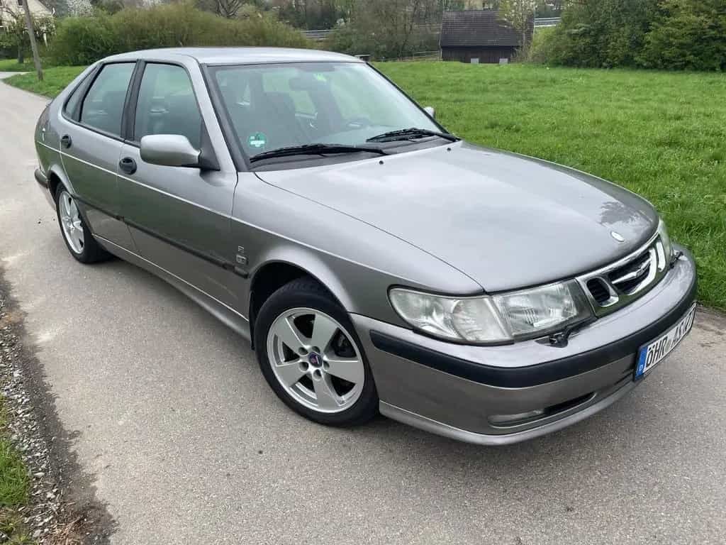 Saab 9-3 2.0t Ecopower SE Fünftürer SE 01/2002-photo-3