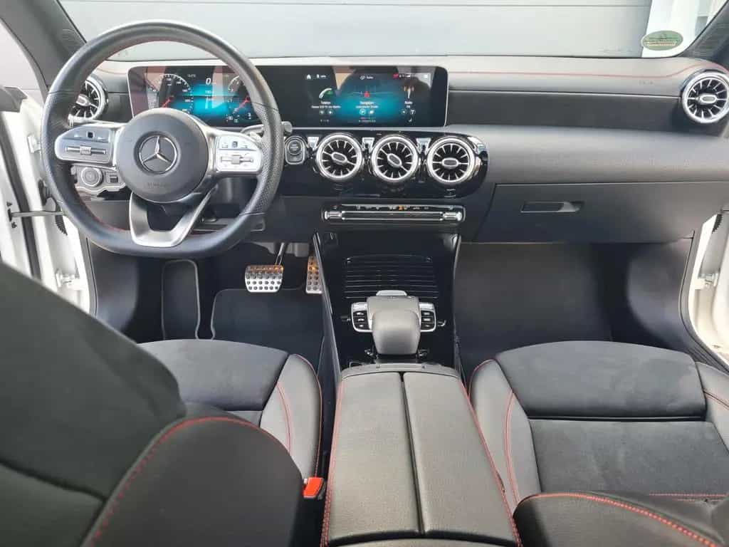 Mercedes-Benz CLA-Class 220 Shooting Brake TOP Zustand 09/2019-photo-2