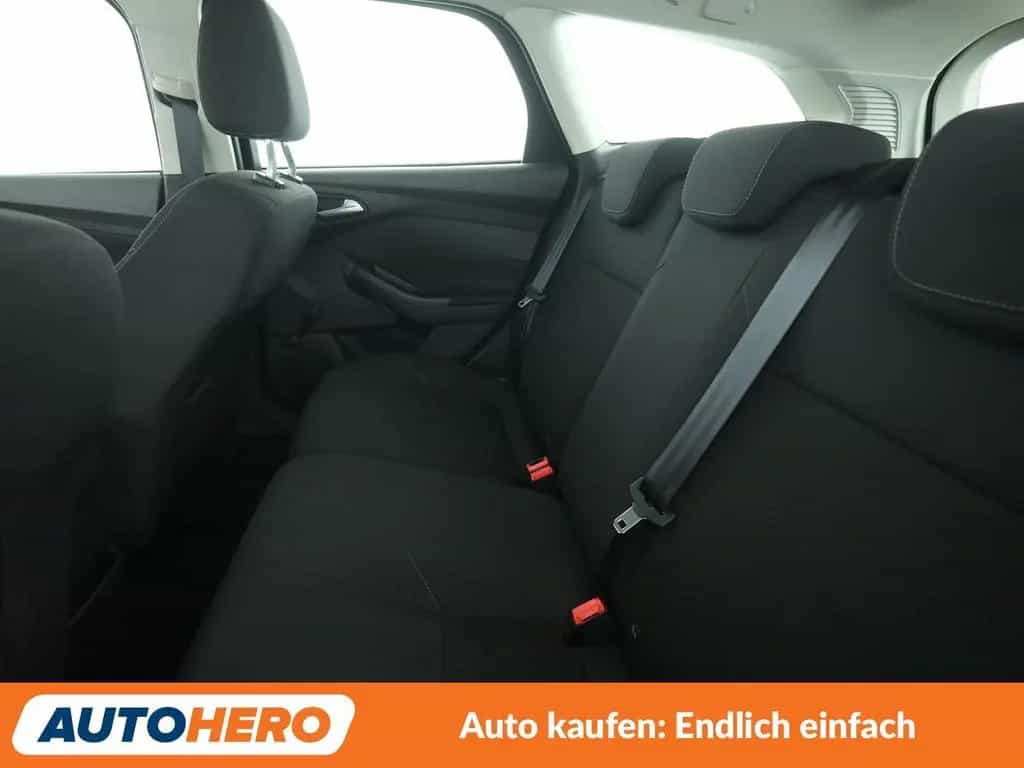 Ford Focus 1.0 EcoBoost Trend *SHZ*LHZ*KLIMA* 04/2016-photo-12