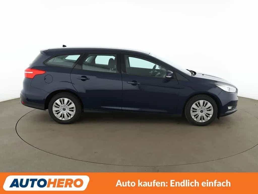 Ford Focus 1.0 EcoBoost Trend *SHZ*LHZ*KLIMA* 04/2016-photo-5