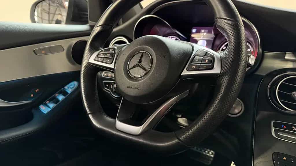 Mercedes-Benz GLC-Class 250 AMG AUT 4Matic PANORAMA+KAMERA+NIGHT+LED 08/2019-photo-17