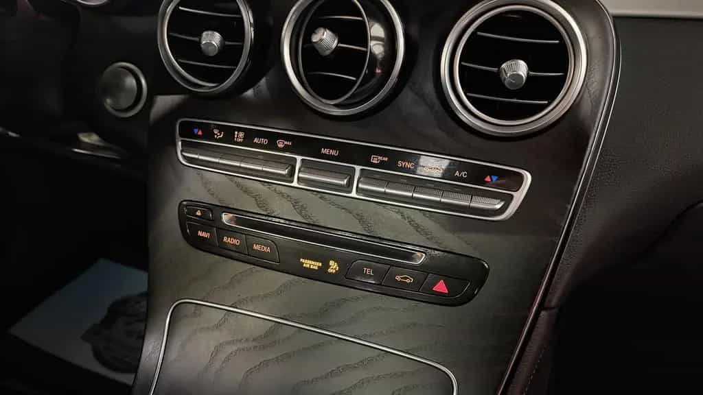 Mercedes-Benz GLC-Class 250 AMG AUT 4Matic PANORAMA+KAMERA+NIGHT+LED 08/2019-photo-20