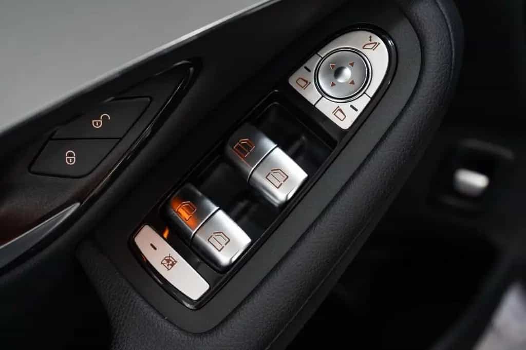 Mercedes-Benz GLC-Class 200 4Matic*LED*NAVI*DAB*... 08/2020-photo-13