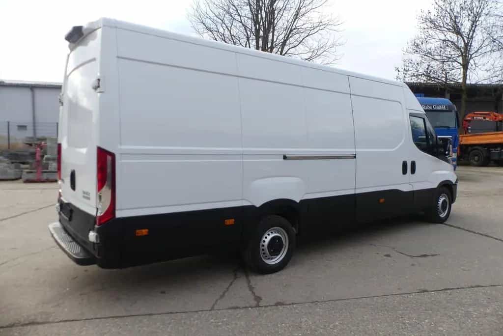 Iveco Daily 2.3 Maxi L5H2*Automatik*Klima*Luftfederung 04/2017-photo-4
