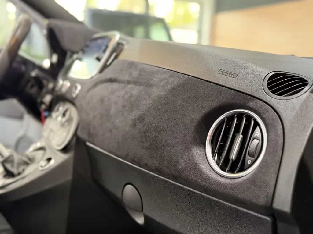 Abarth 595 Cabrio Competizione 03/2021-photo-11