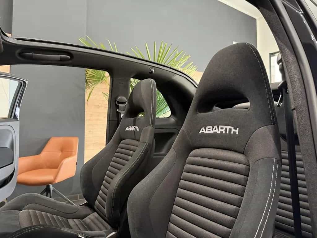 Abarth 595 Cabrio Competizione 03/2021-photo-14