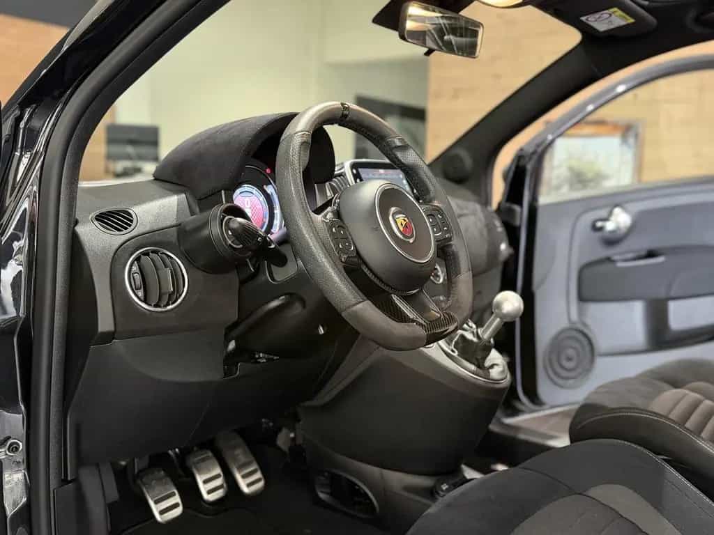 Abarth 595 Cabrio Competizione 03/2021-photo-16