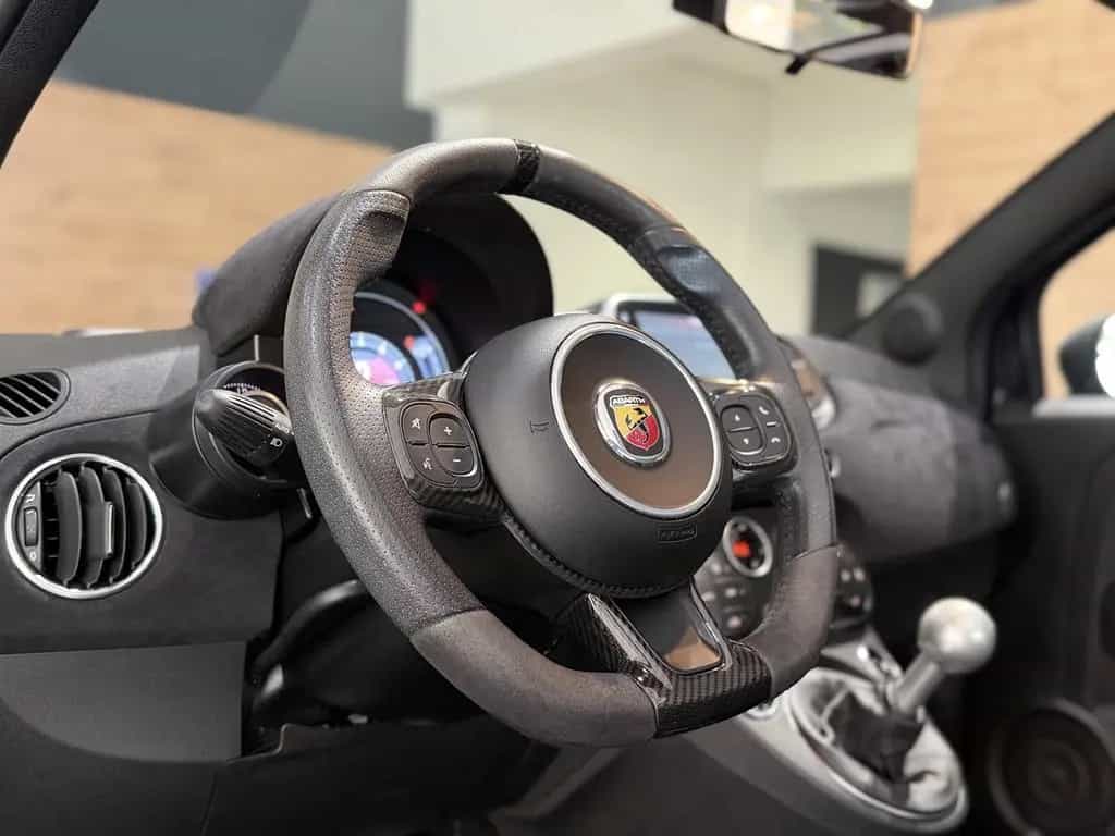 Abarth 595 Cabrio Competizione 03/2021-photo-9