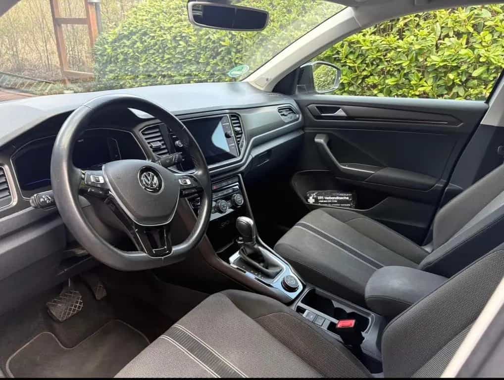 Volkswagen T-Roc 2.0 TDI SCR DSG 4MOTION Style 04/2018-photo-4