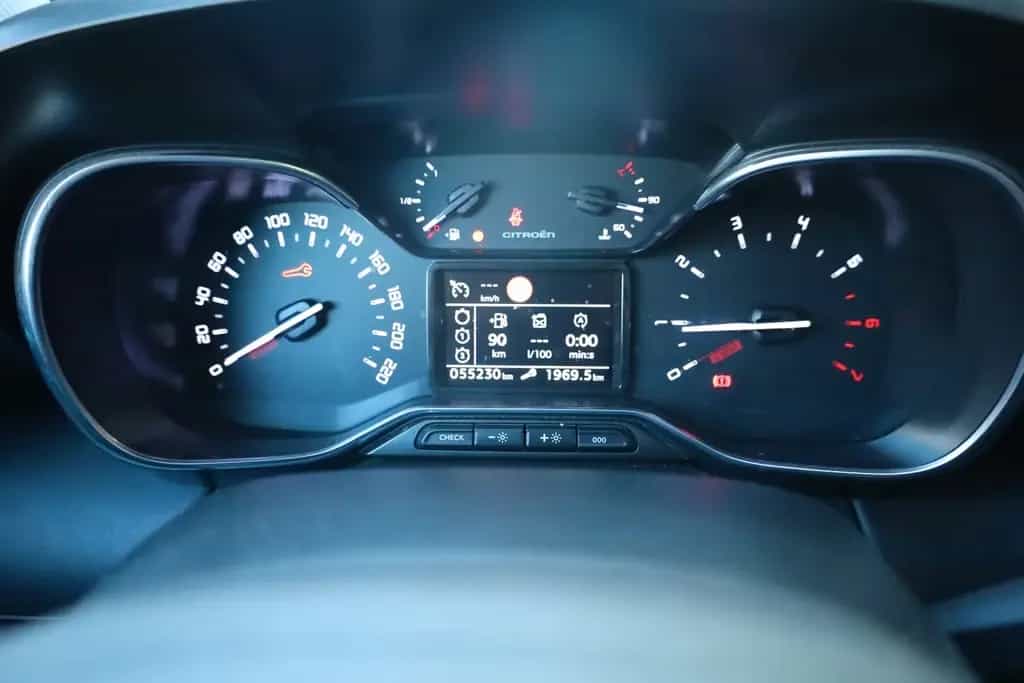 Citroën C3 Aircross Shine *Klima*Spur*PDC* 08/2018-photo-12
