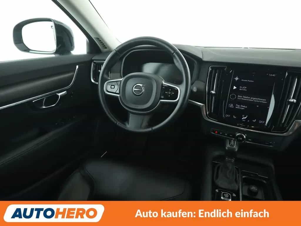 Volvo V90 Cross Country 2.0 D4 AWD Aut.*NAV*LED*TEMP* 05/2019-photo-11