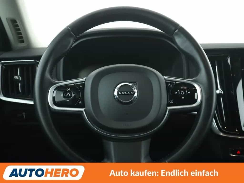 Volvo V90 Cross Country 2.0 D4 AWD Aut.*NAV*LED*TEMP* 05/2019-photo-17