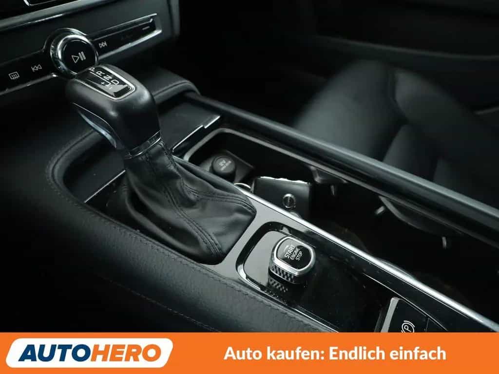 Volvo V90 Cross Country 2.0 D4 AWD Aut.*NAV*LED*TEMP* 05/2019-photo-21
