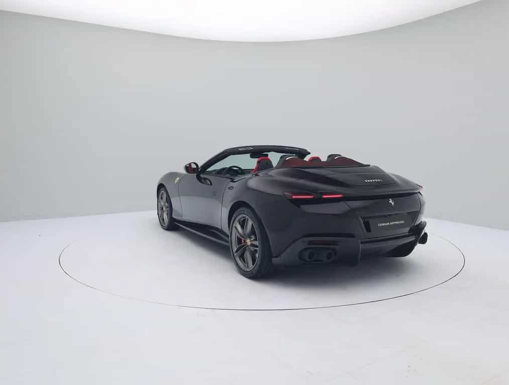 Ferrari Roma Spider - NERO PUROSANGUE - FERRARI HAMBURG 02/2024-photo-10