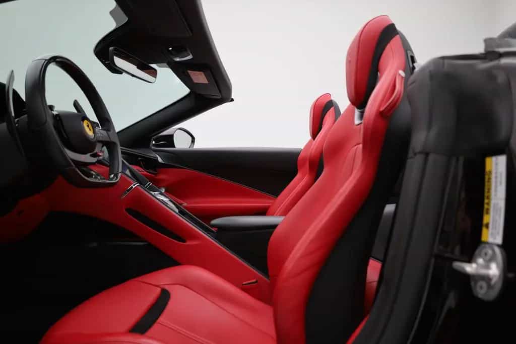 Ferrari Roma Spider - NERO PUROSANGUE - FERRARI HAMBURG 02/2024-photo-16
