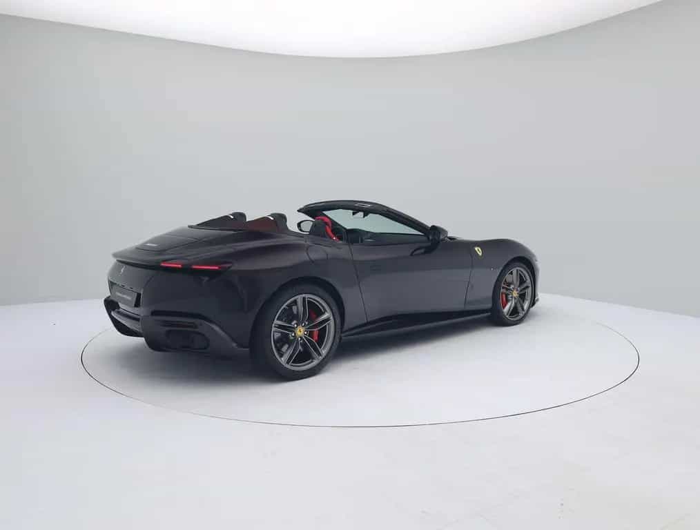 Ferrari Roma Spider - NERO PUROSANGUE - FERRARI HAMBURG 02/2024-photo-7