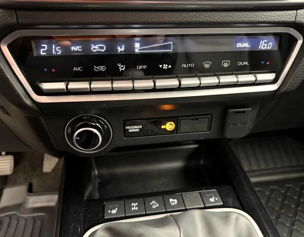 Isuzu D-Max 4x4 °Rollo°AHK°SHZ°PDC°RFK°Garantie° 05/2022-photo-12