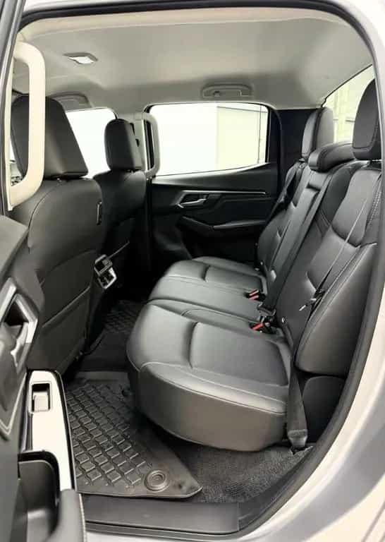 Isuzu D-Max 4x4 °Rollo°AHK°SHZ°PDC°RFK°Garantie° 05/2022-photo-19