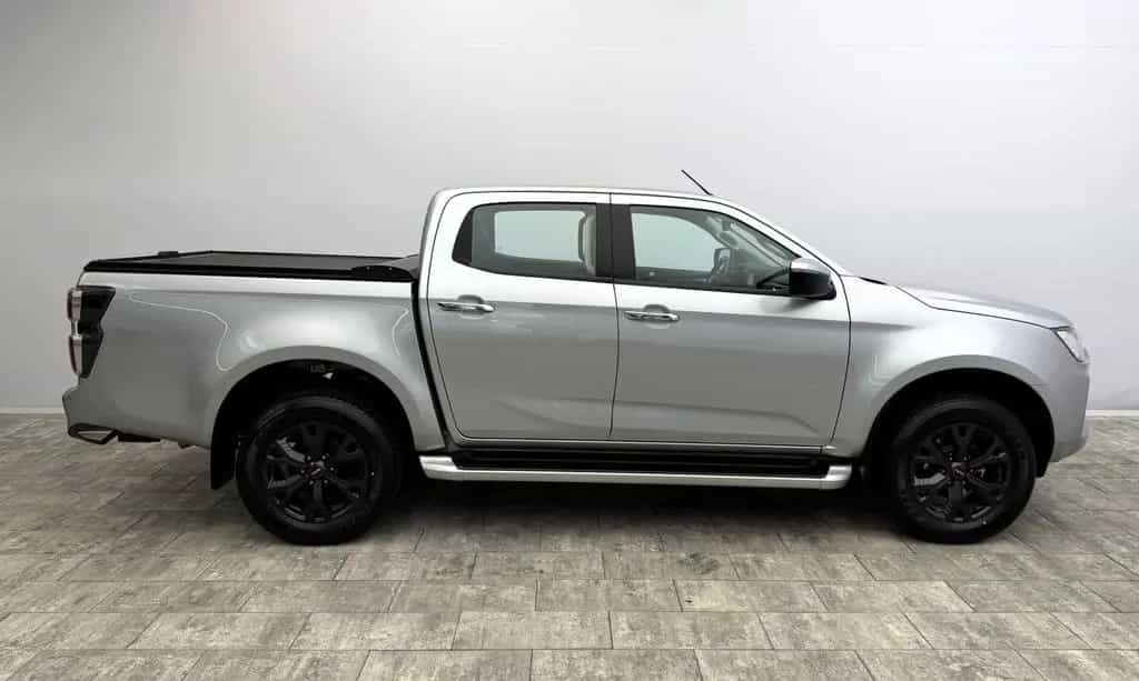 Isuzu D-Max 4x4 °Rollo°AHK°SHZ°PDC°RFK°Garantie° 05/2022-photo-3