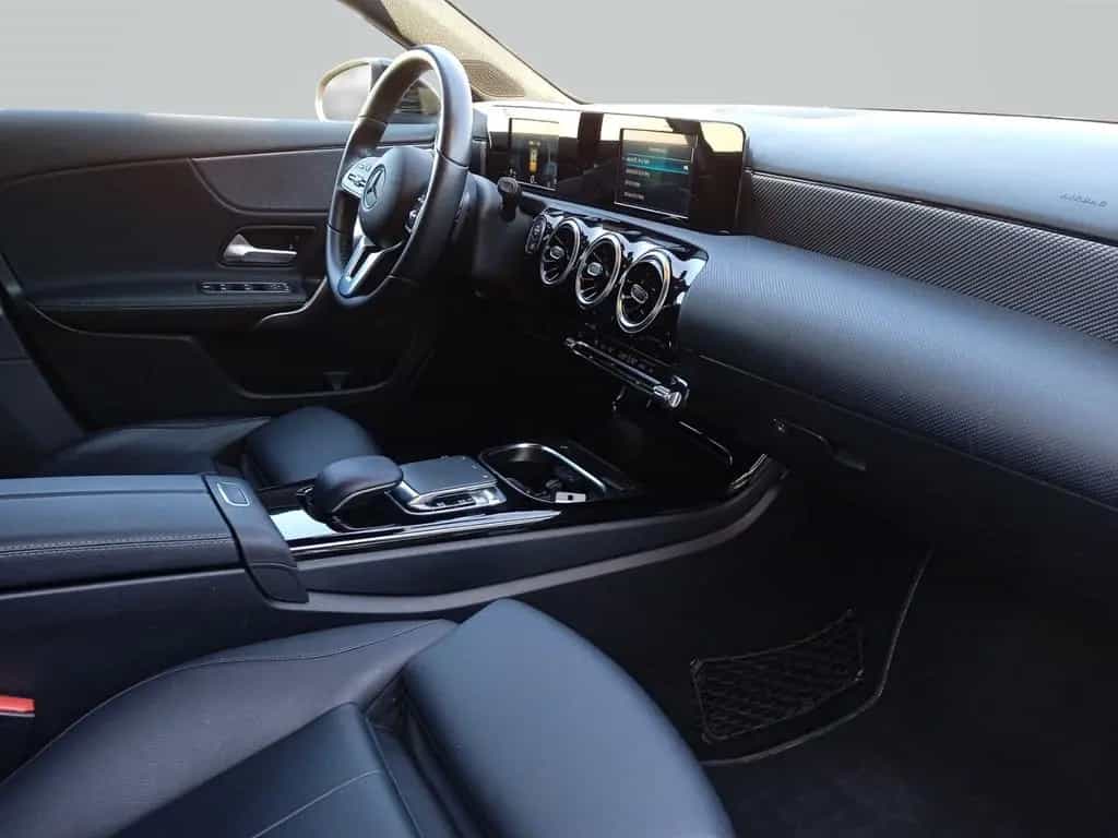 Mercedes-Benz A 220 Progressive Aut. NAVI+LED+SHZG+TEMPOMAT+ST 05/2019-photo-9